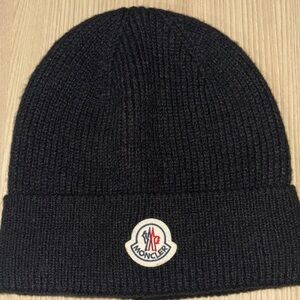 Moncler Black Ribbed Beanie